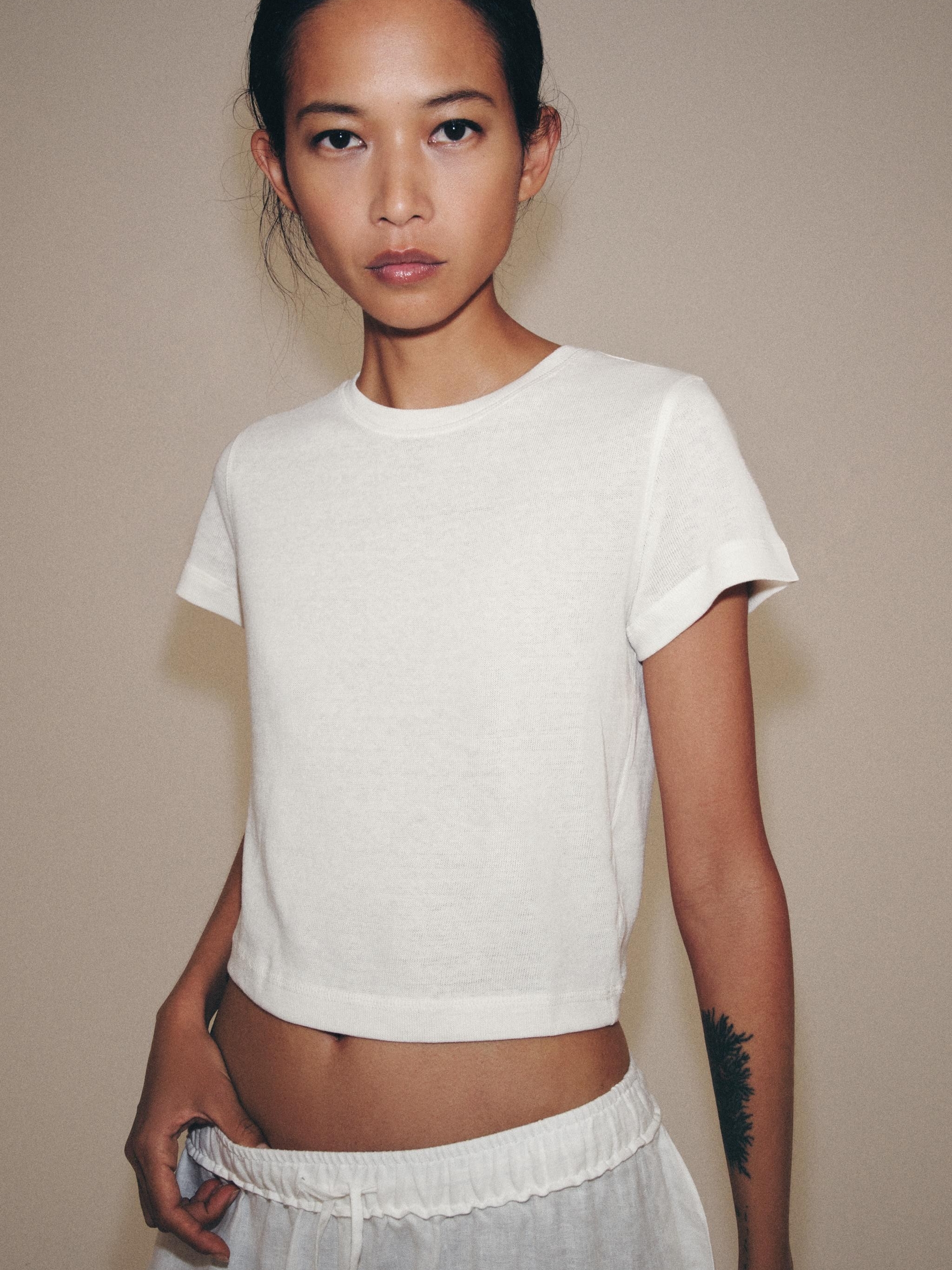Zara White Short-Sleeve Crop Tee